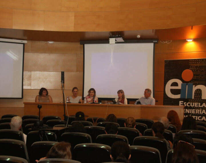 42601765134_ffa337a613_k